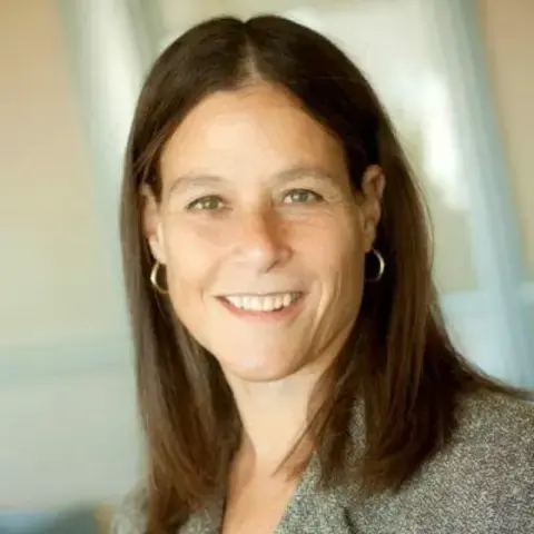 Barbara Kahn